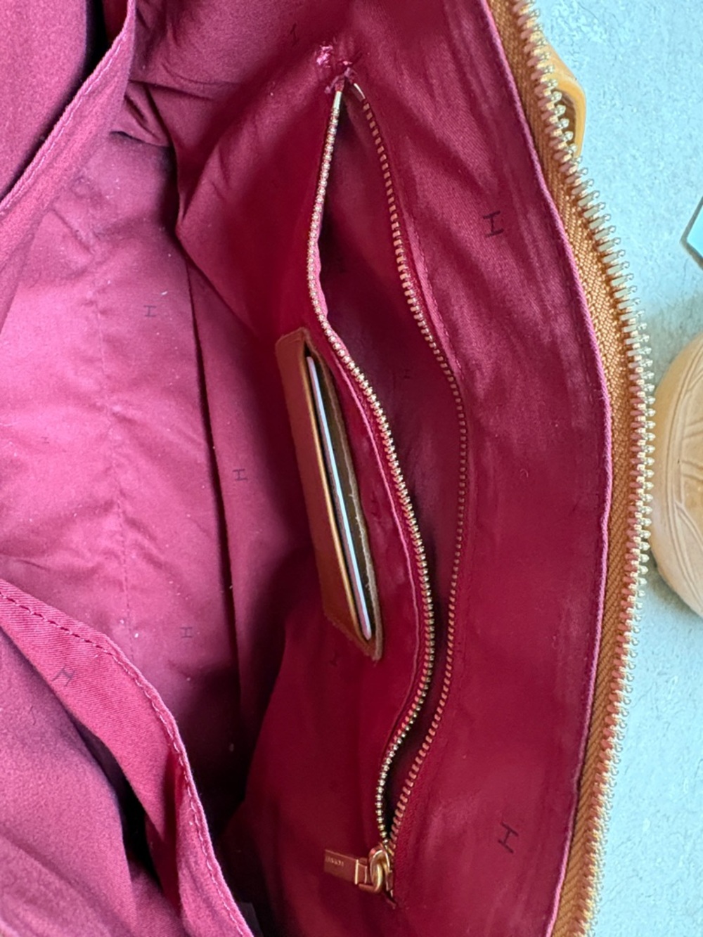 Hammitt Nectar Tan Bag - Women - Picture 7 of 15